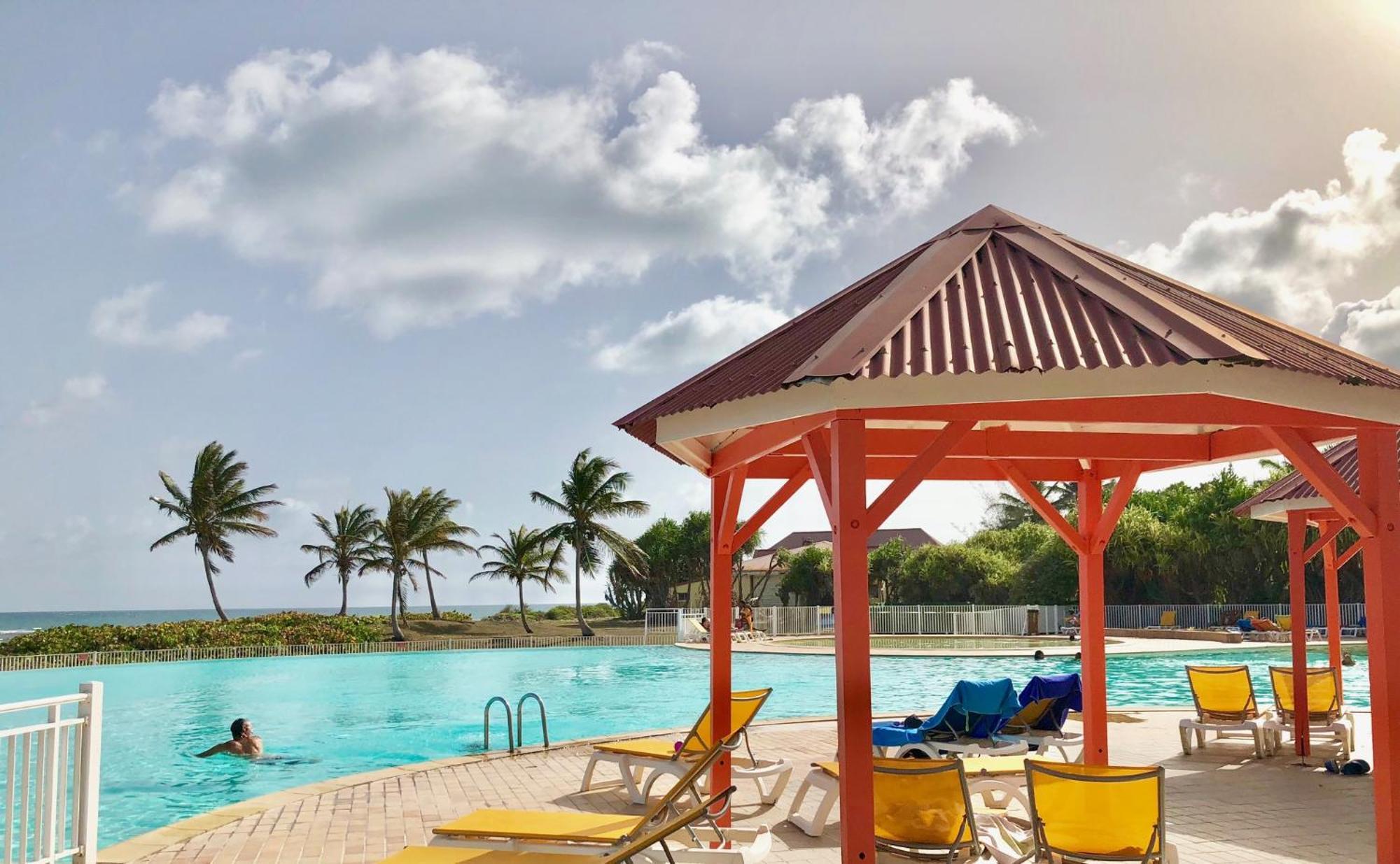 Guadeloupe- Saint-Francois- Residence Anse Des Rochers - Appartement Quart De Villa Etage - Vue Mer- 4 Personnes - Lit Bebe Sur Demande - Citerne Et Wifi Prives -Animaux Ok-Acces Plage Direct -Apnee Bien-Etre Experience Sur Demande Avec Instructeur A Eksteriør billede